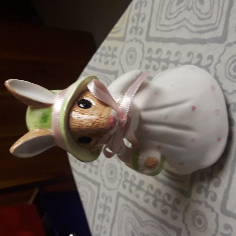 Lefton bunny rabit music figurene